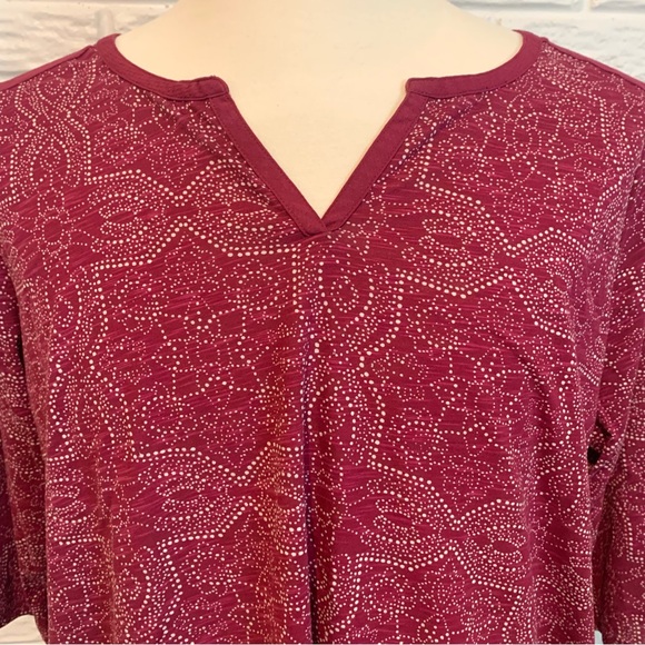 St. John’s Bay Raspberry Pink Tunic with White Spirograph Pattern - Picture 3 of 6